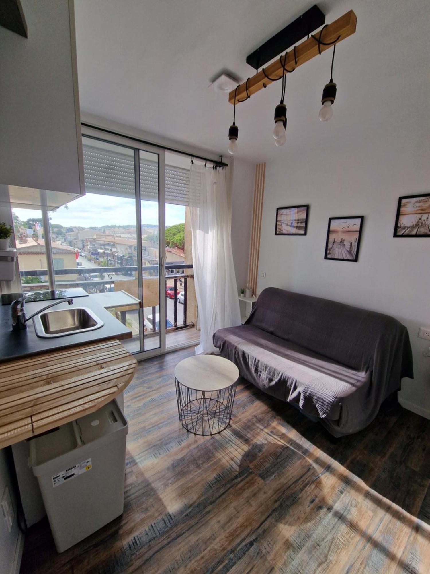 Apartment Les Sablettes Front De Tour Fernand Pouillon Provence